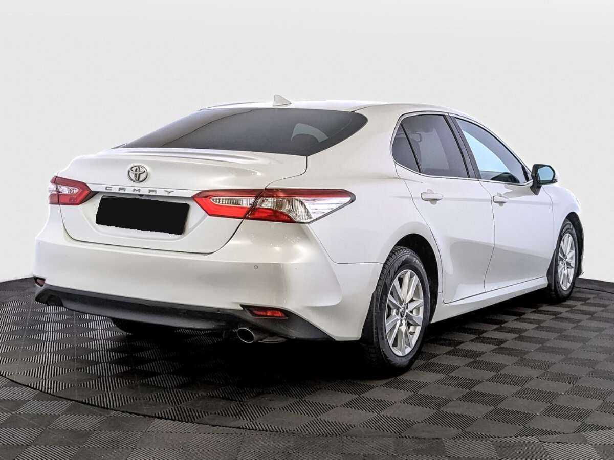 Купить Toyota Camry с пробегом. Фото: #4