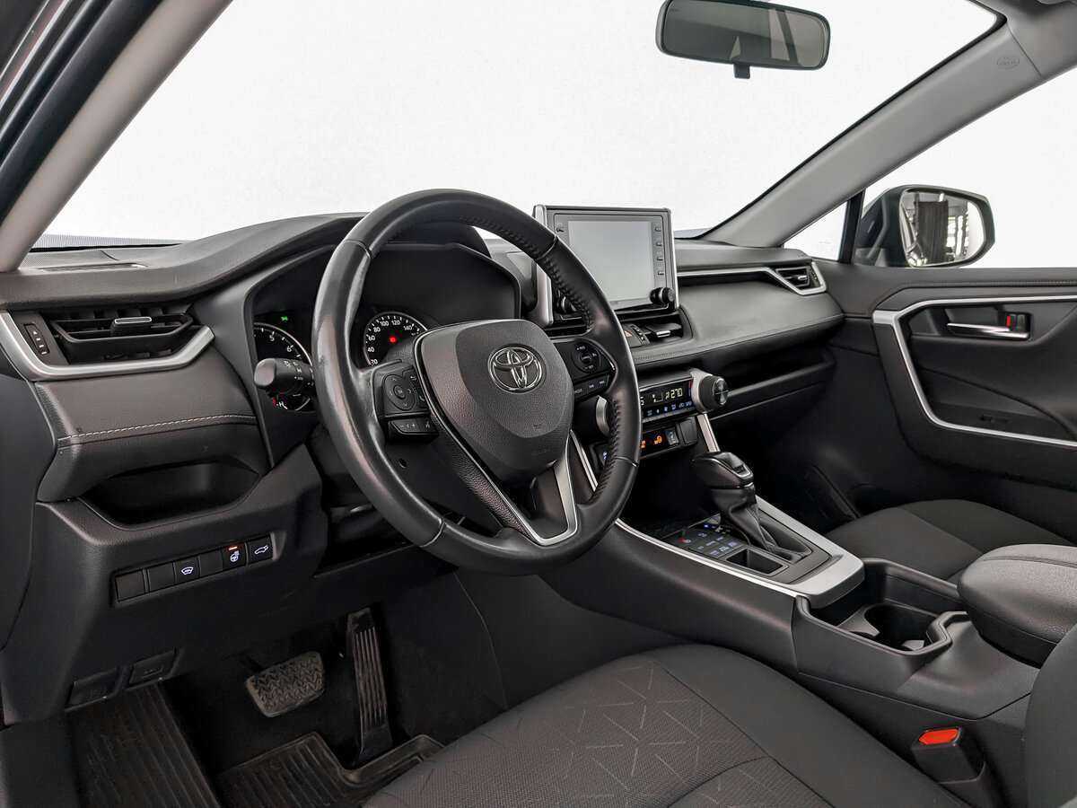 Купить Toyota RAV4 с пробегом. Фото: #13