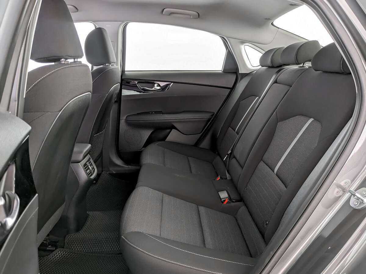 Купить Kia Cerato с пробегом. Фото: #9
