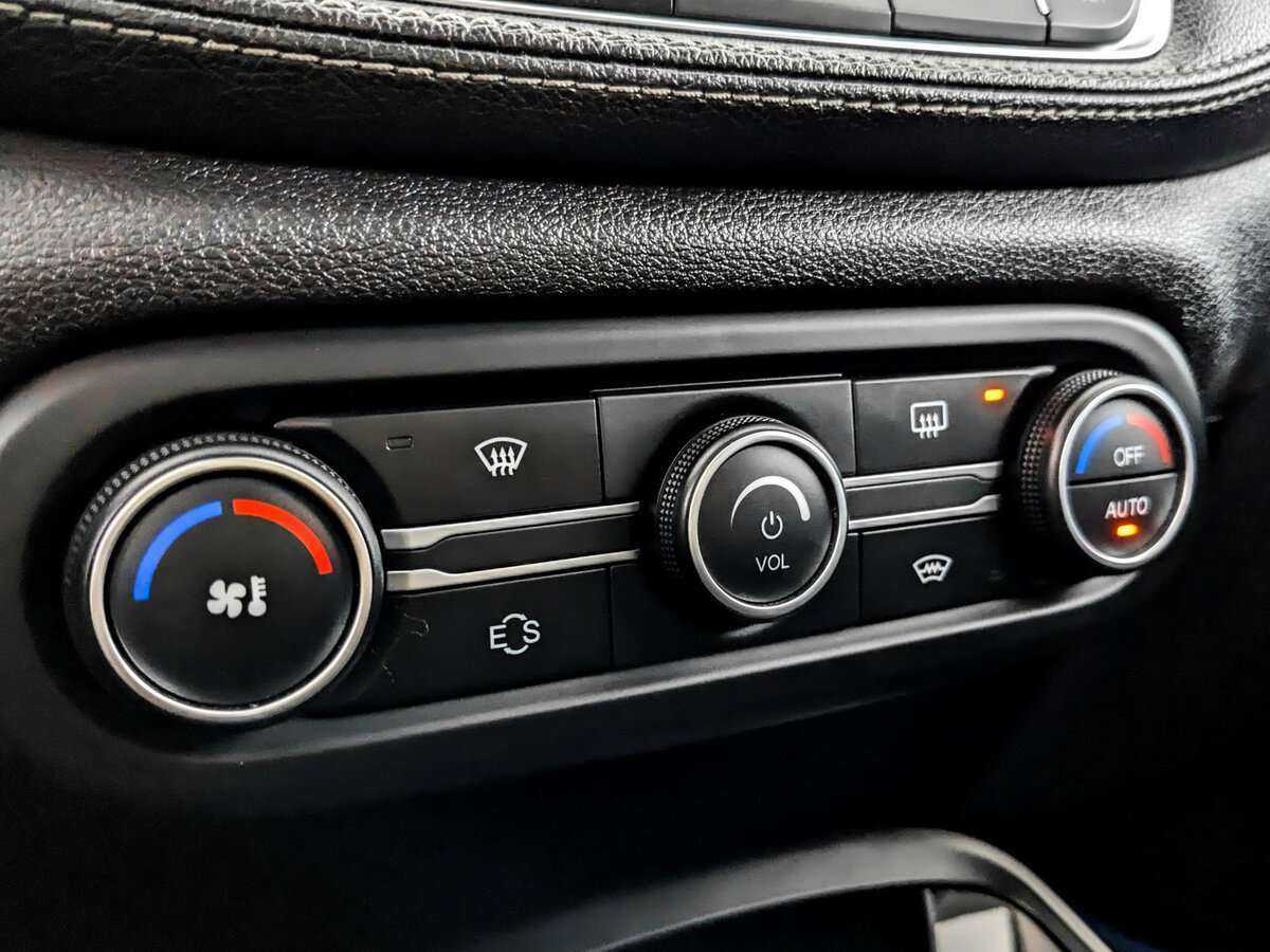 Купить Chery Tiggo 7 с пробегом. Фото: #21