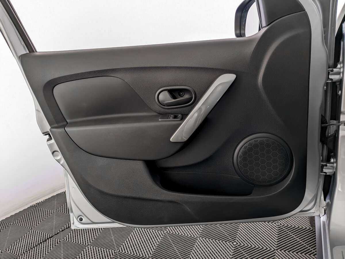 Продажа Б/У Рено Сандеро. Фото: #18