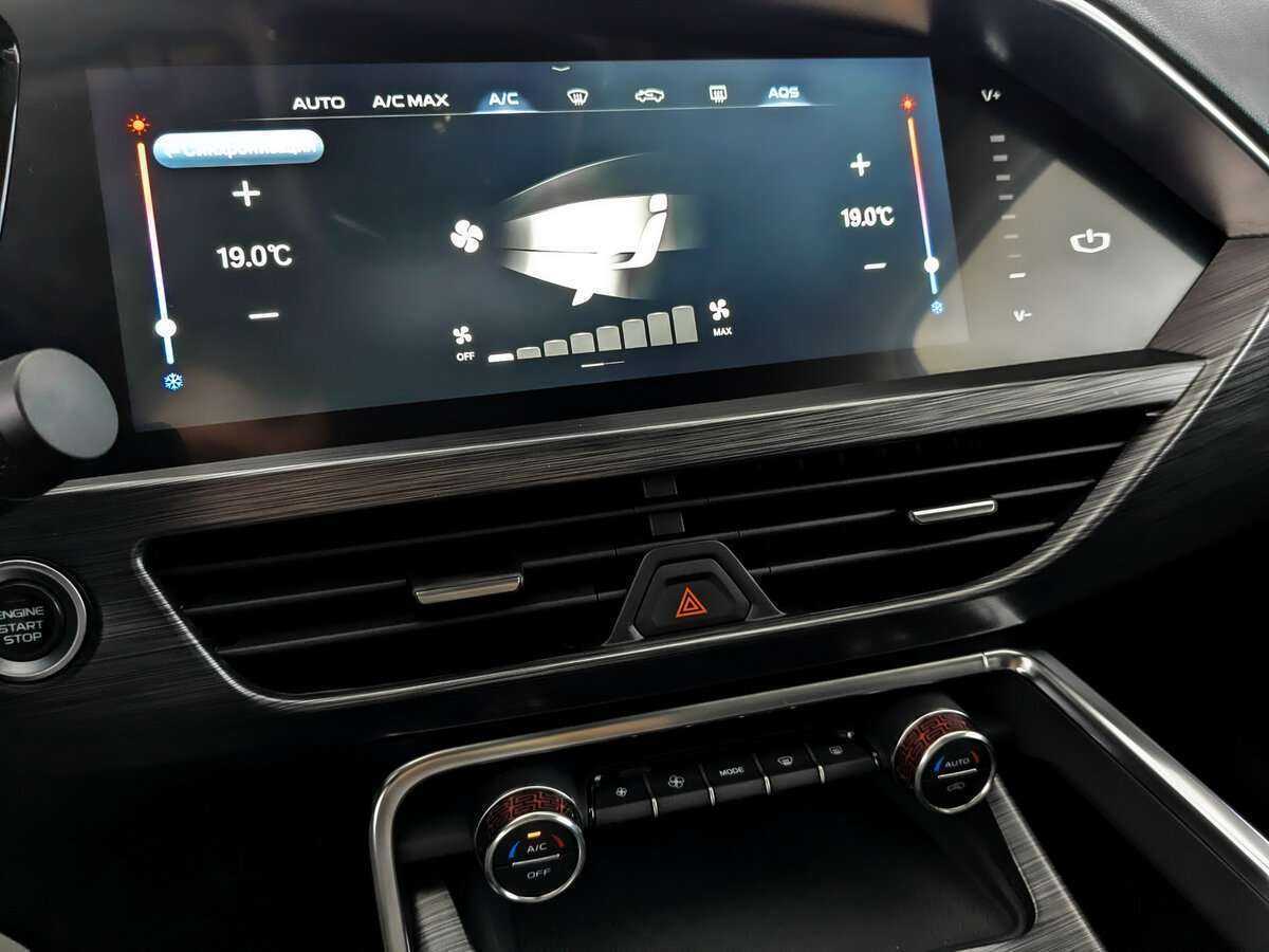 Купить Geely Tugella с пробегом. Фото: #22