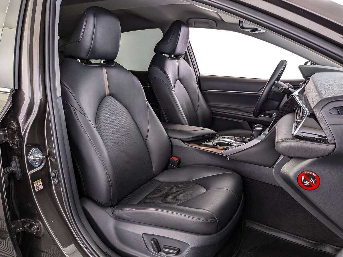 Купить Toyota Camry с пробегом. Фото: #19