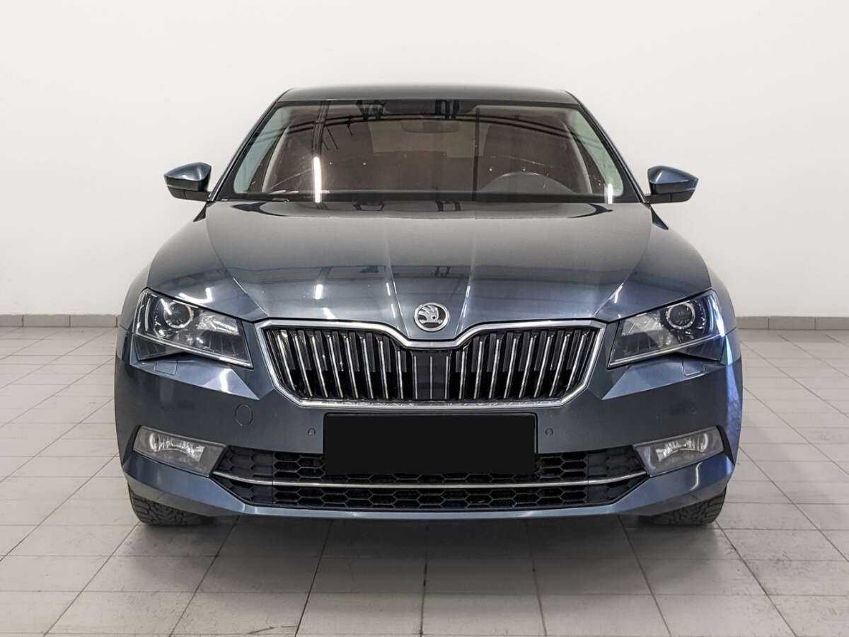 Купить Skoda Superb с пробегом. Фото: #1
