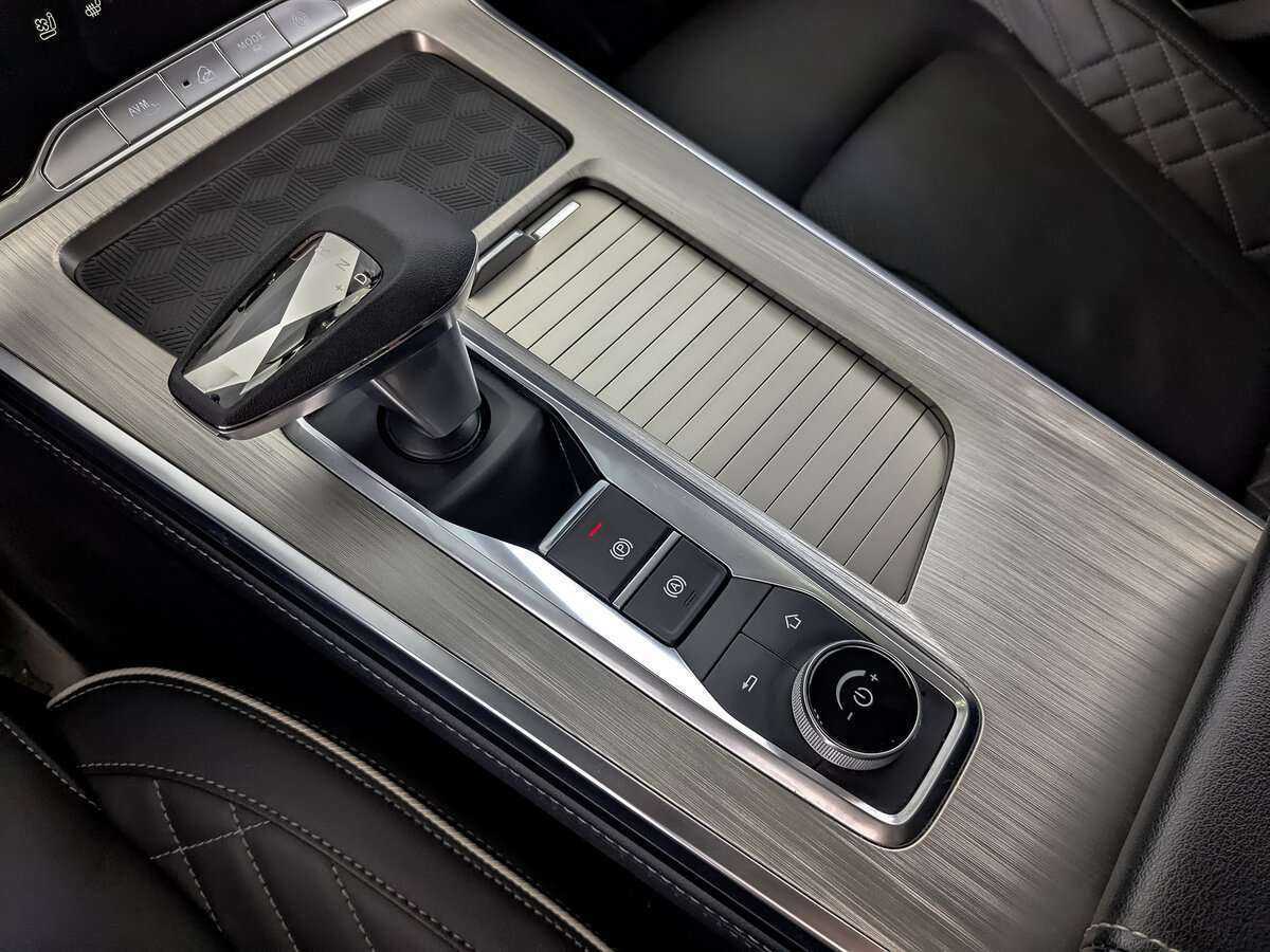 Купить EXEED VX с пробегом. Фото: #25