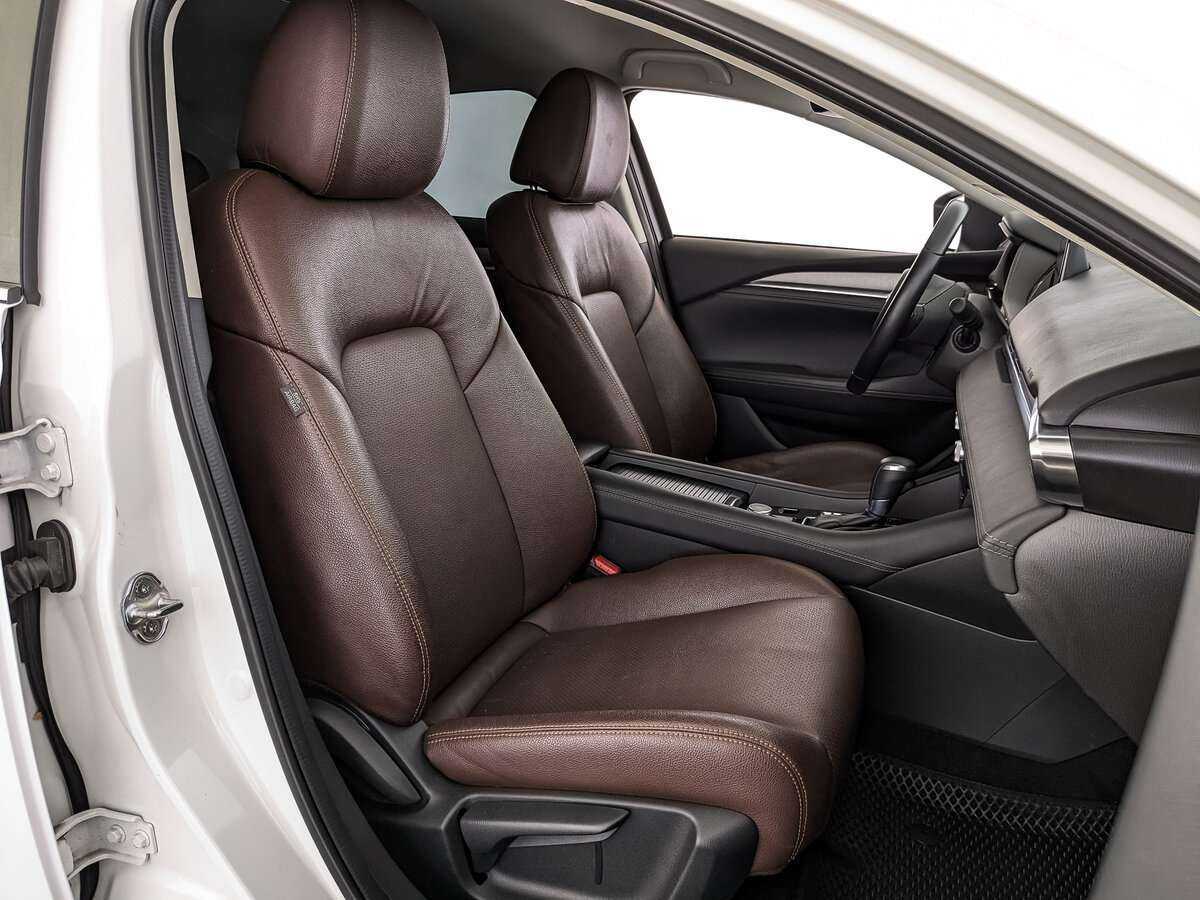 Купить Mazda 6 с пробегом. Фото: #18