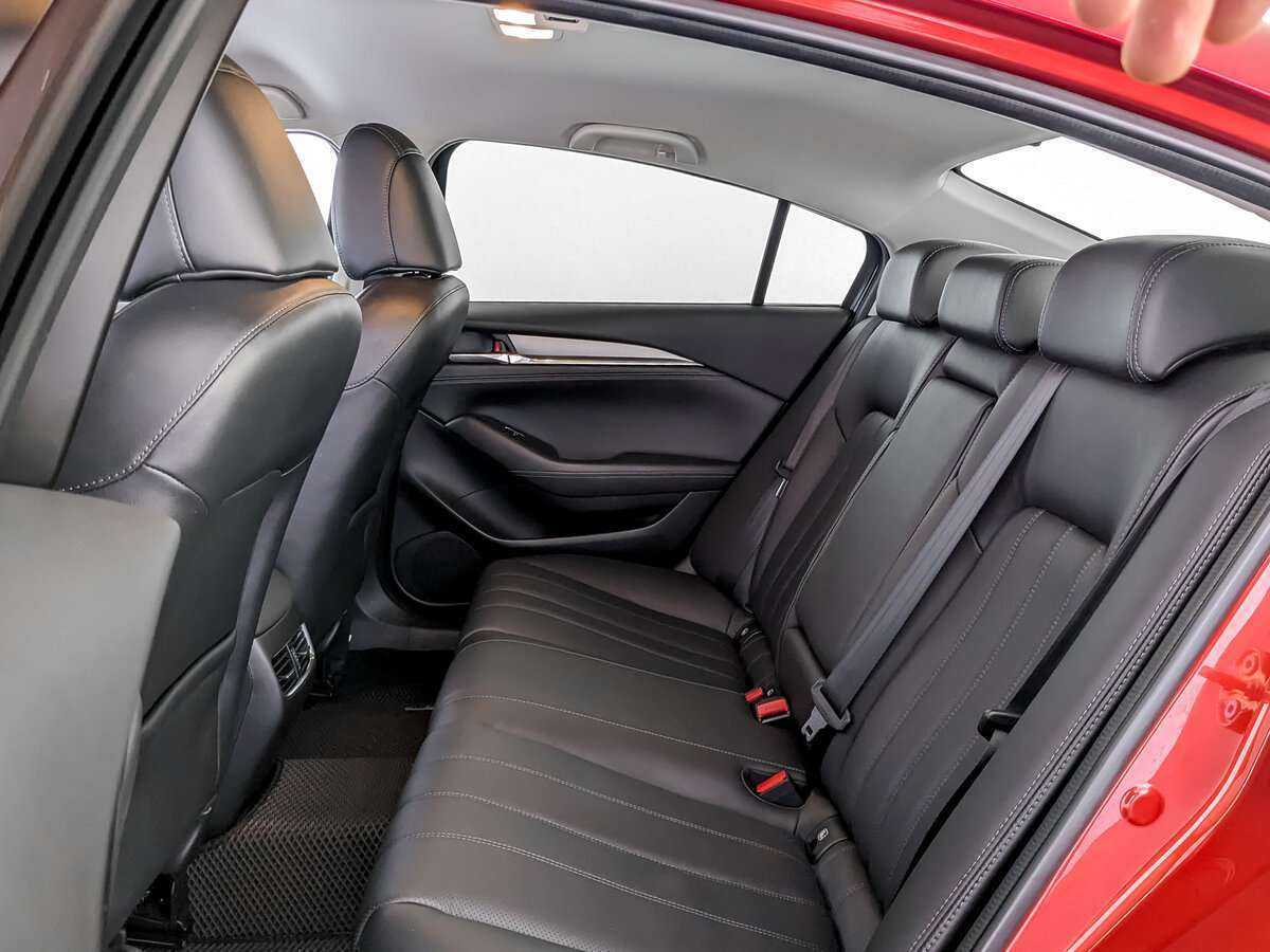 Купить Mazda 6 с пробегом. Фото: #9