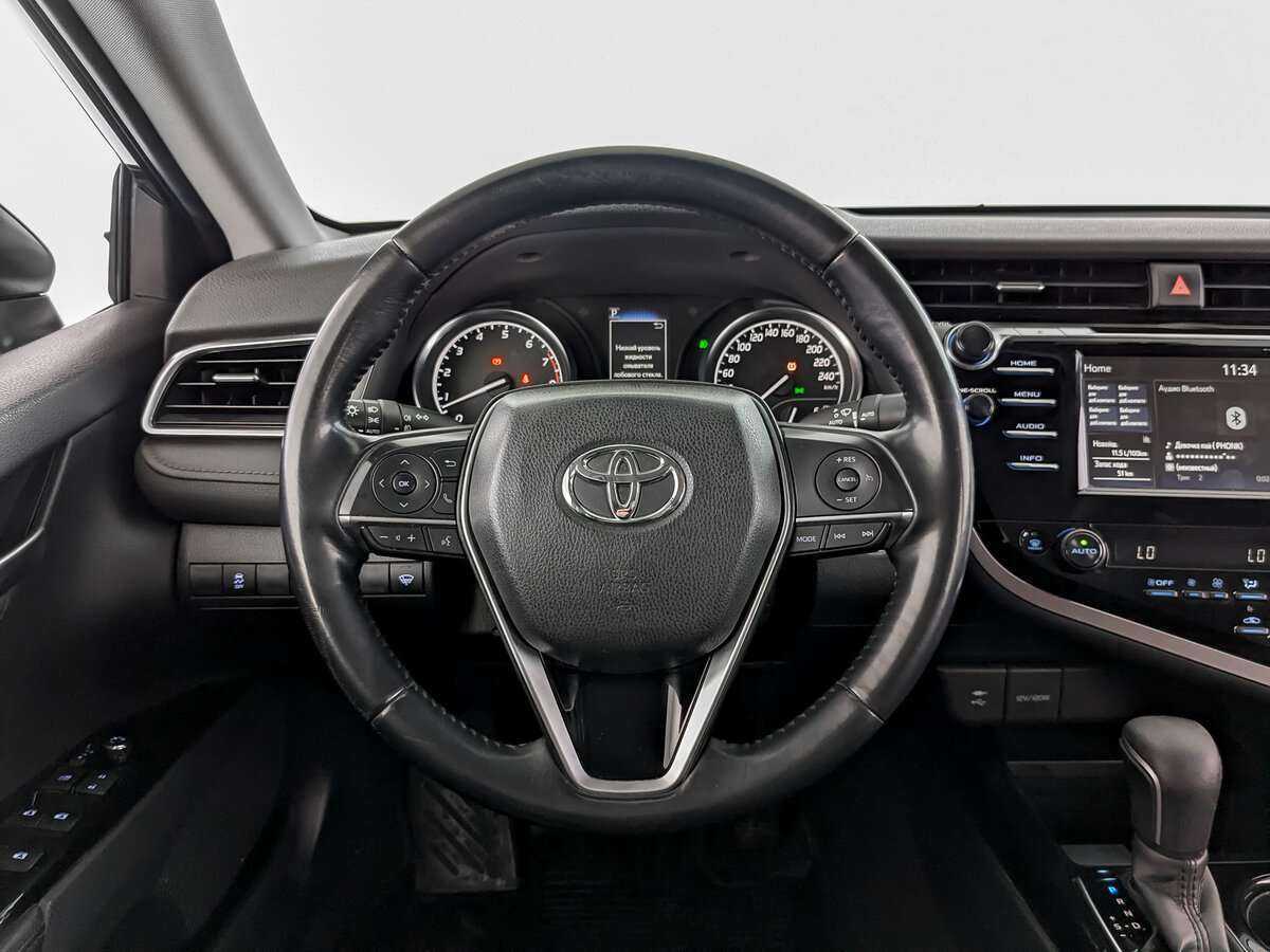 Купить Toyota Camry с пробегом. Фото: #17