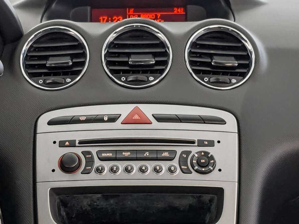 Продажа Б/У Пежо 408. Фото: #16