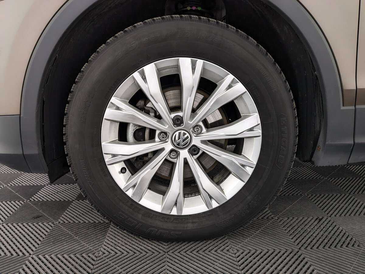 Купить Volkswagen Tiguan с пробегом. Фото: #10