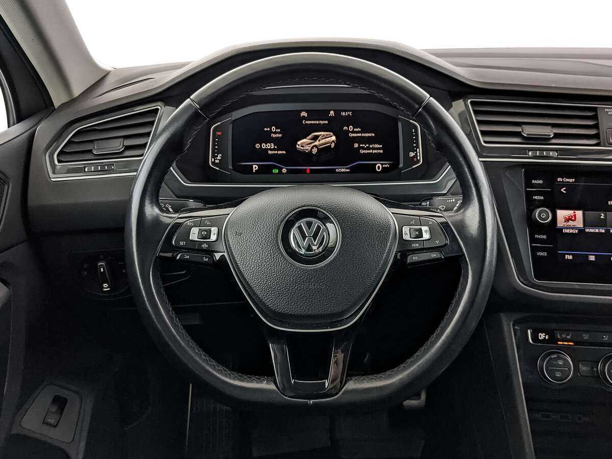Купить Volkswagen Tiguan с пробегом. Фото: #17