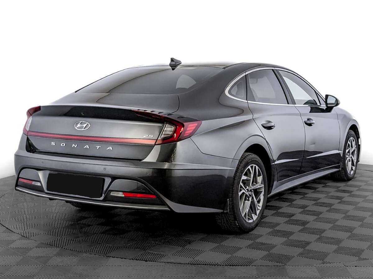 Купить Hyundai Sonata с пробегом. Фото: #4