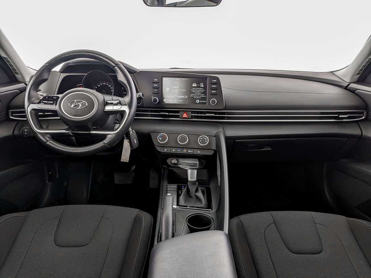 Купить Hyundai Elantra с пробегом. Фото: #13