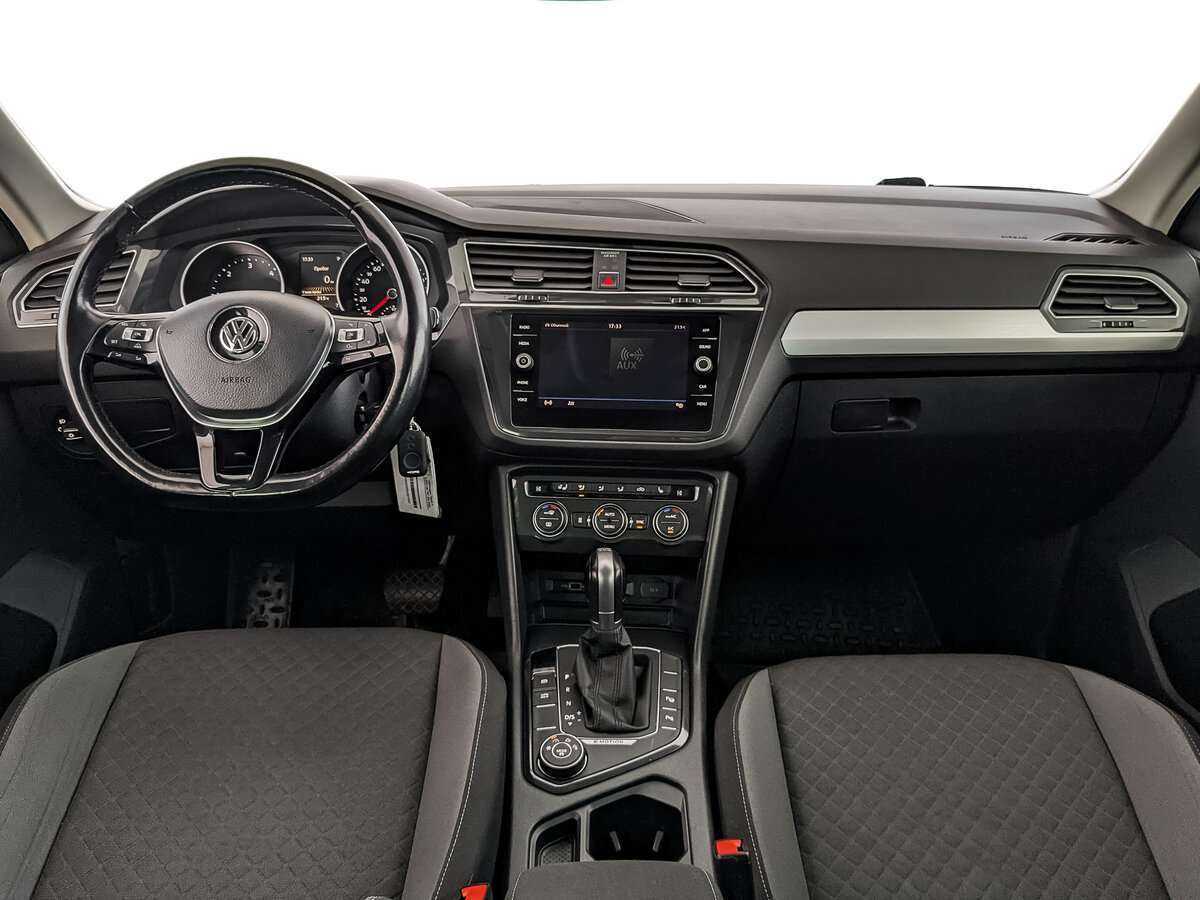Купить Volkswagen Tiguan с пробегом. Фото: #9