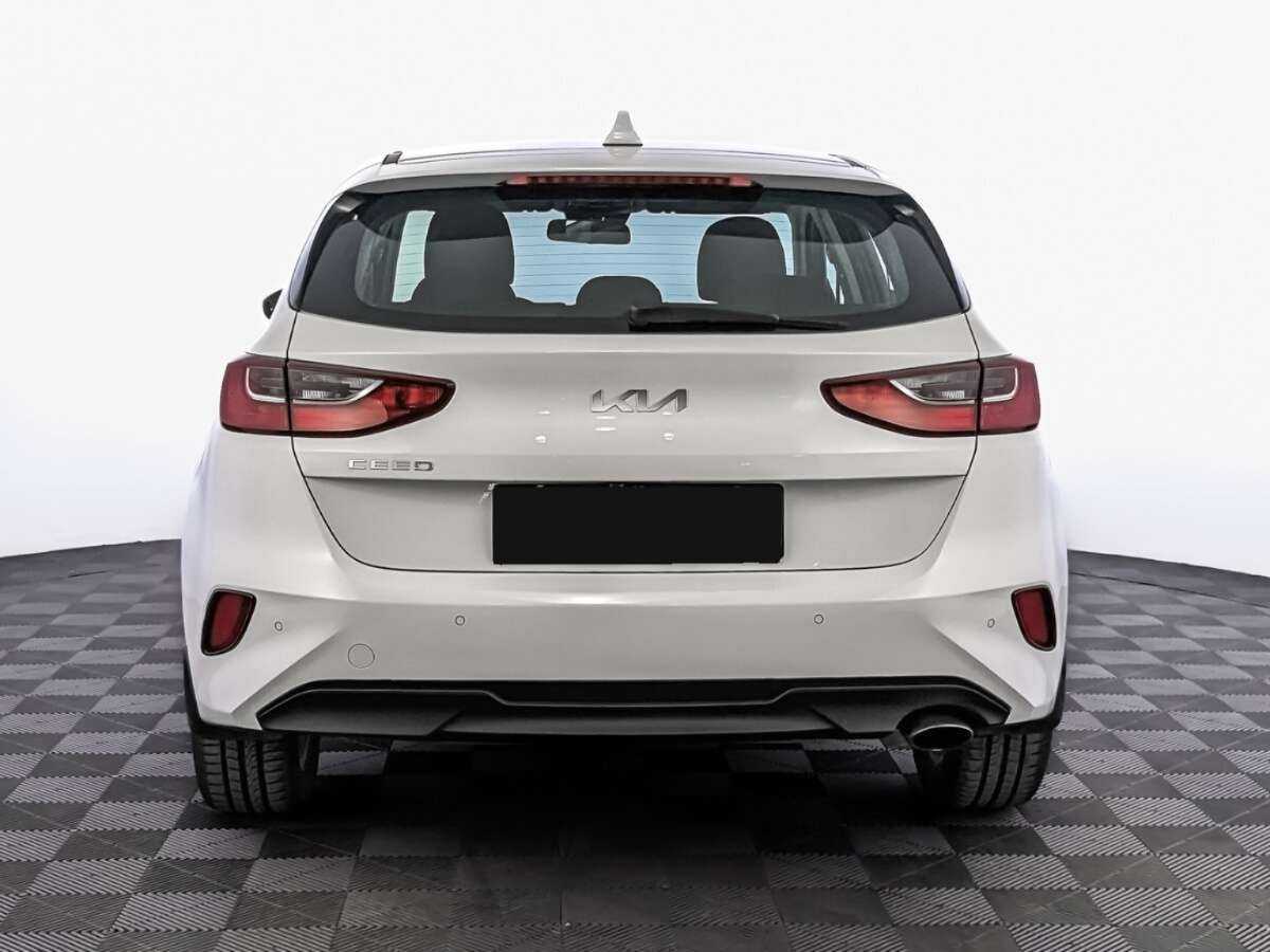 Купить Kia Ceed с пробегом. Фото: #5