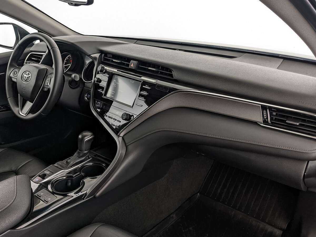 Купить Toyota Camry с пробегом. Фото: #12