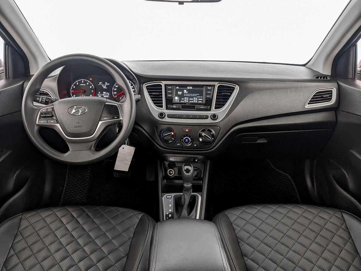 Купить Hyundai Solaris с пробегом. Фото: #11