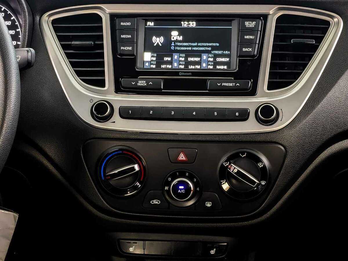 Купить Hyundai Solaris с пробегом. Фото: #12