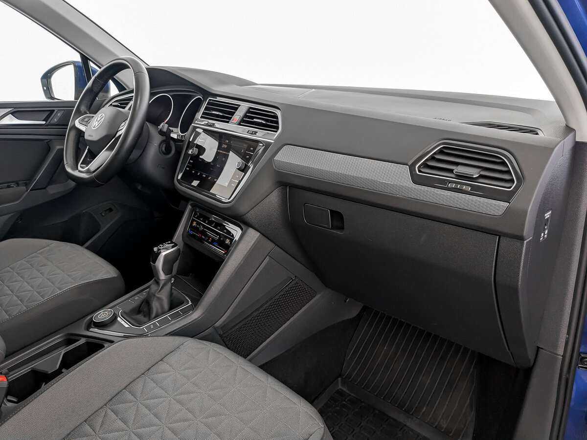 Купить Volkswagen Tiguan с пробегом. Фото: #10