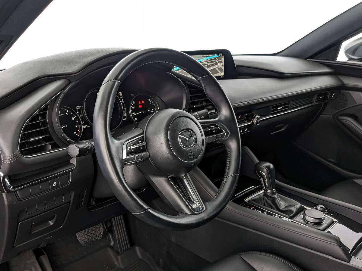 Купить Mazda 3 с пробегом. Фото: #10