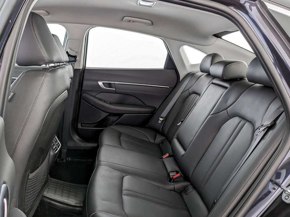 Купить Hyundai Sonata с пробегом. Фото: #9