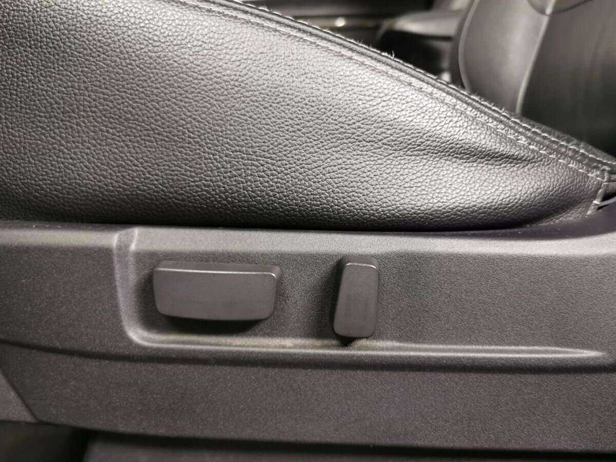 Купить Mitsubishi Outlander с пробегом. Фото: #17