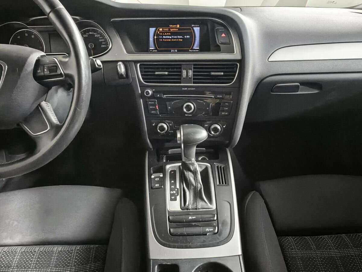 Купить Audi A4 с пробегом. Фото: #10