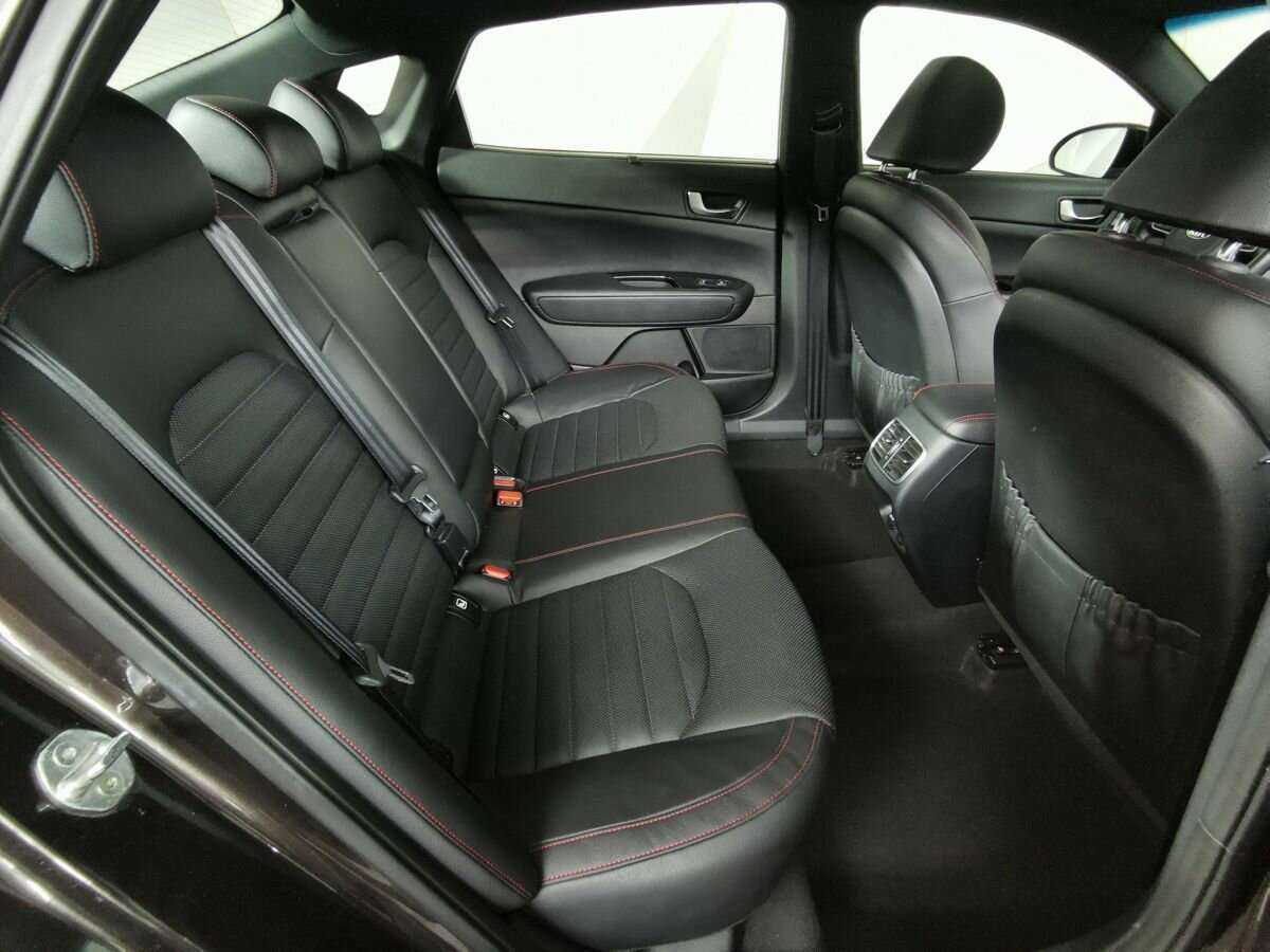 Купить Kia Optima с пробегом. Фото: #11