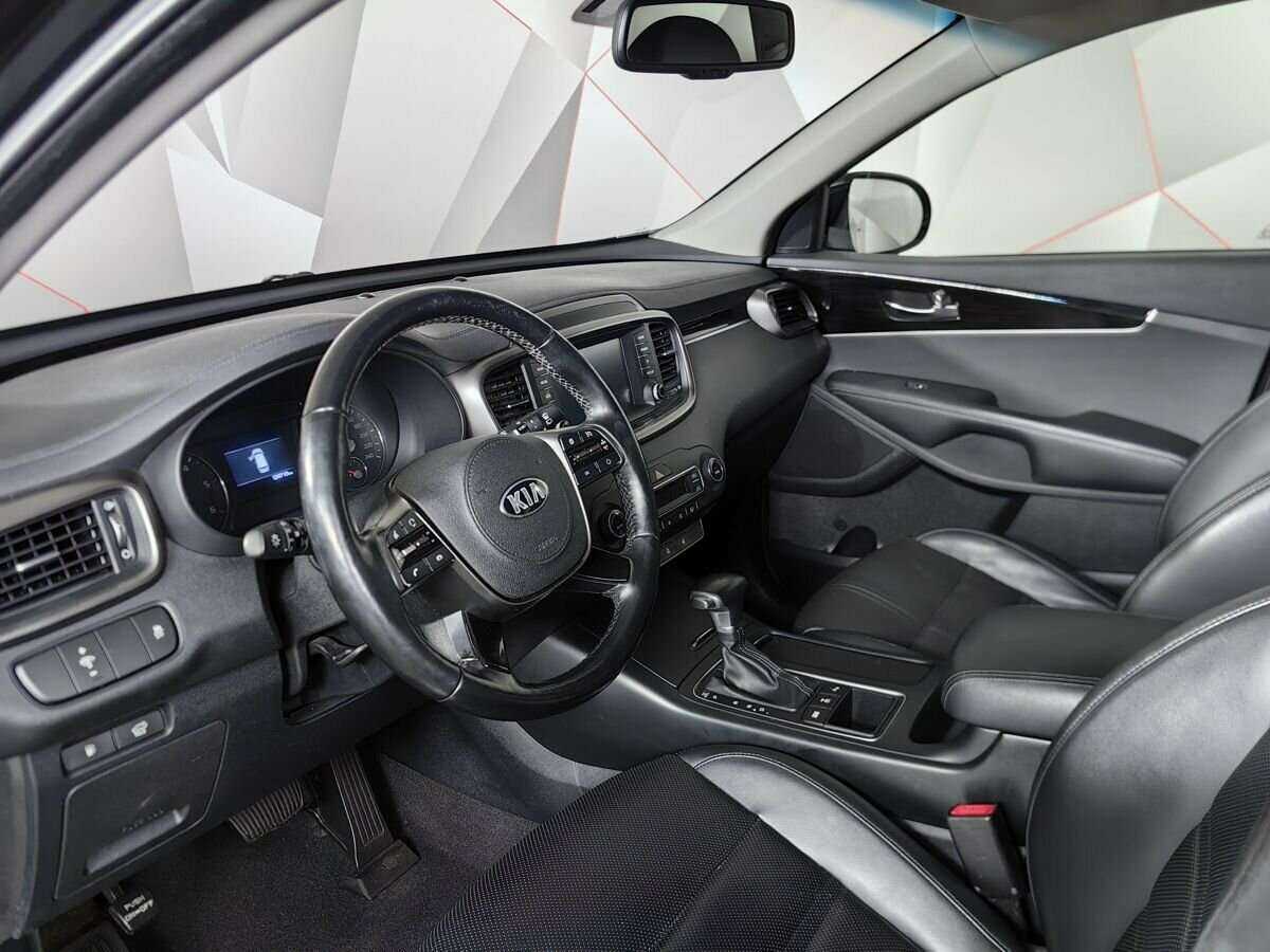 Купить Kia Sorento с пробегом. Фото: #13