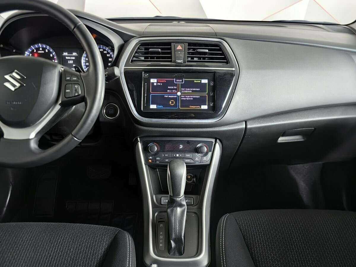 Купить Suzuki SX4 с пробегом. Фото: #10
