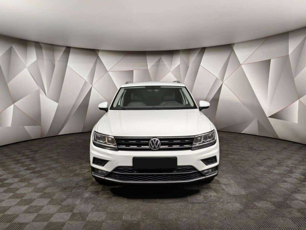 Купить Volkswagen Tiguan с пробегом. Фото: #6