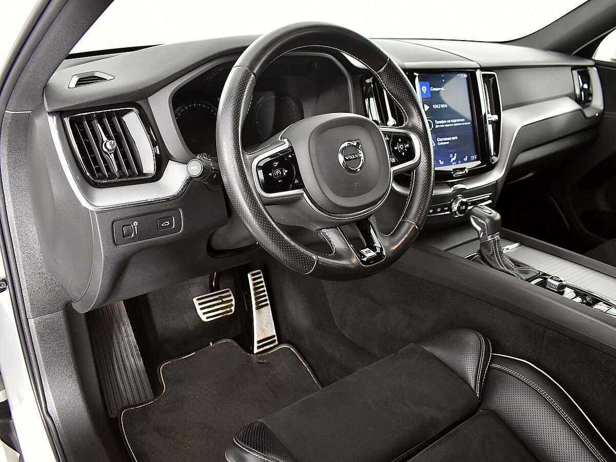 Купить Volvo XC60 с пробегом. Фото: #8