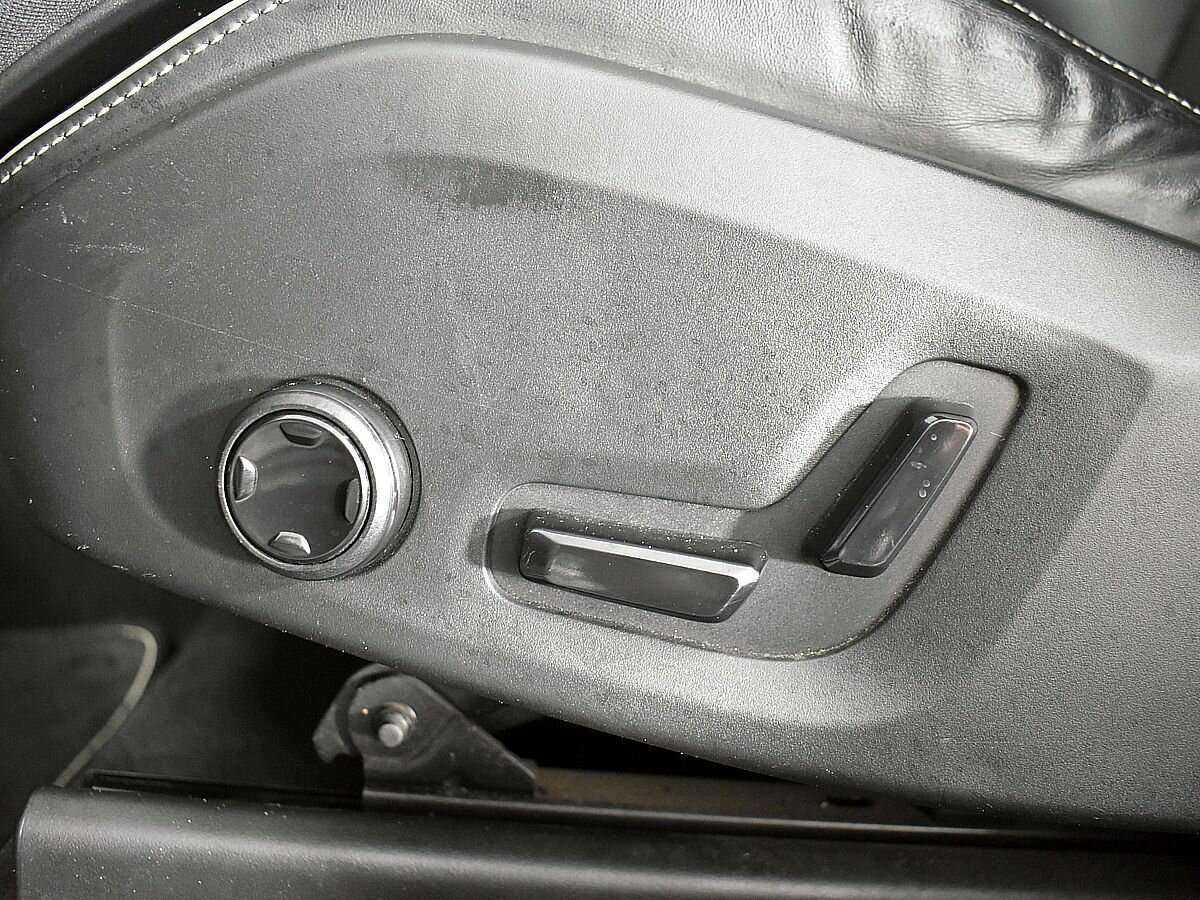Купить Volvo XC60 с пробегом. Фото: #19