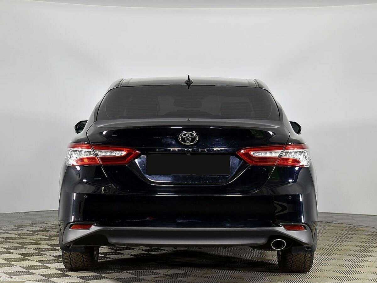 Купить Toyota Camry с пробегом. Фото: #3