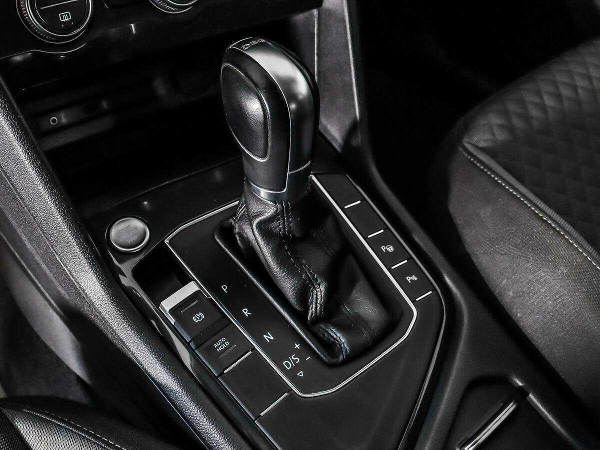 Купить Volkswagen Tiguan с пробегом. Фото: #9