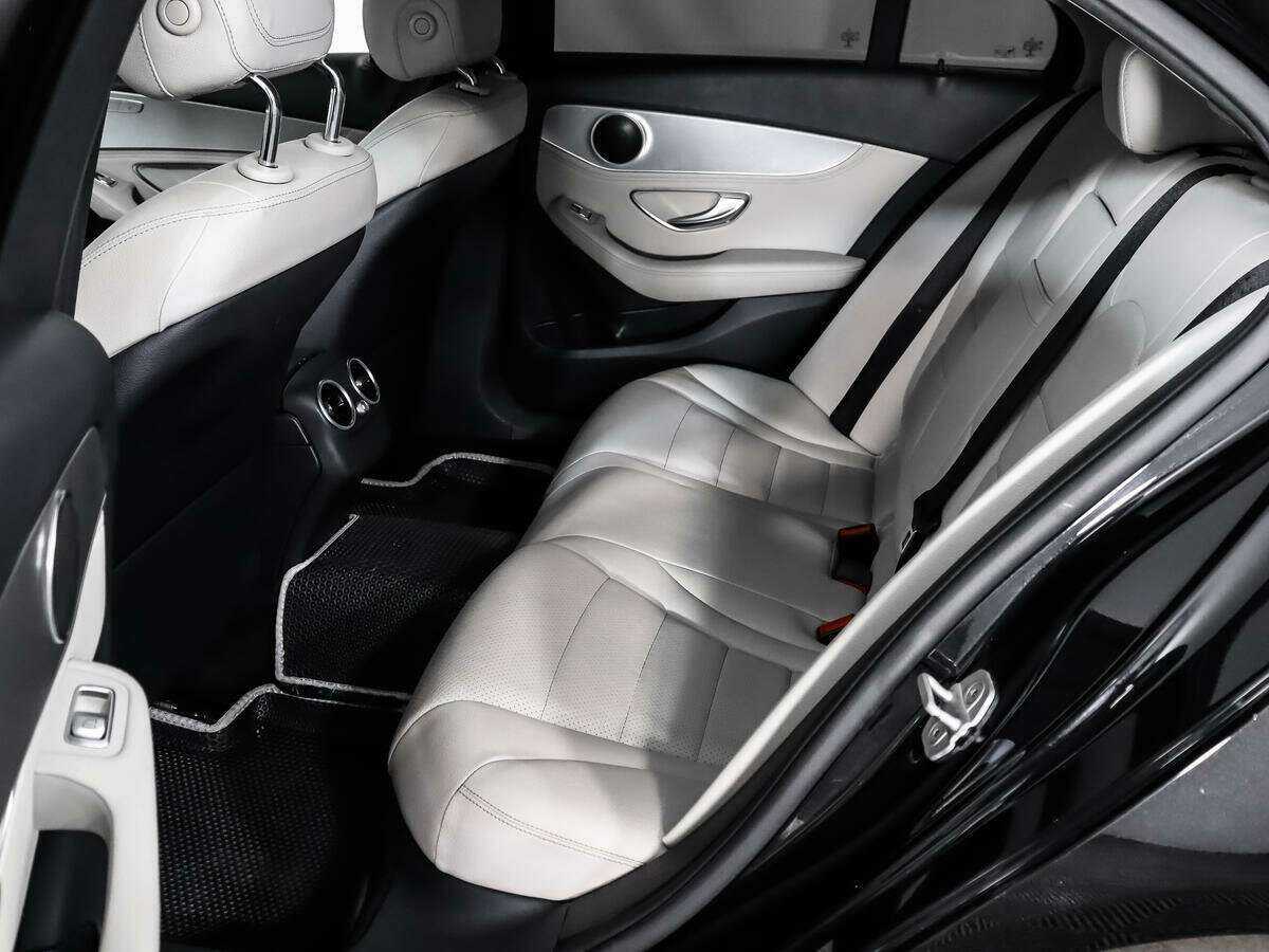 Купить Mercedes-Benz C-Класс с пробегом. Фото: #11