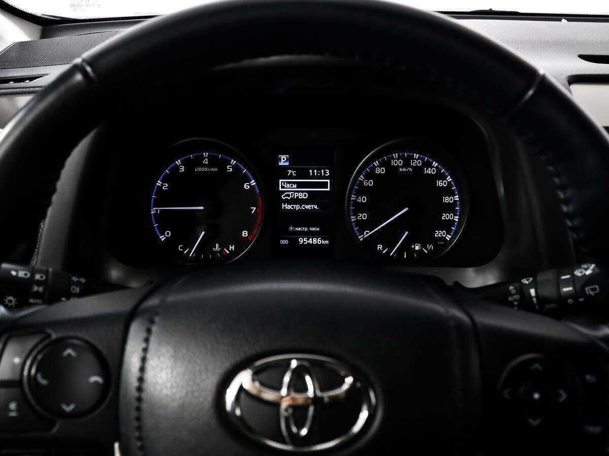 Купить Toyota RAV4 с пробегом. Фото: #15