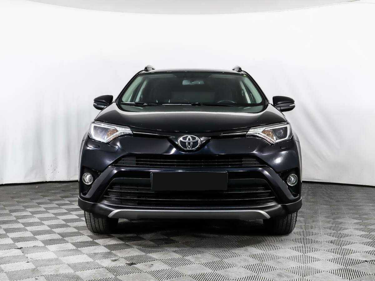 Купить Toyota RAV4 с пробегом. Фото: #1