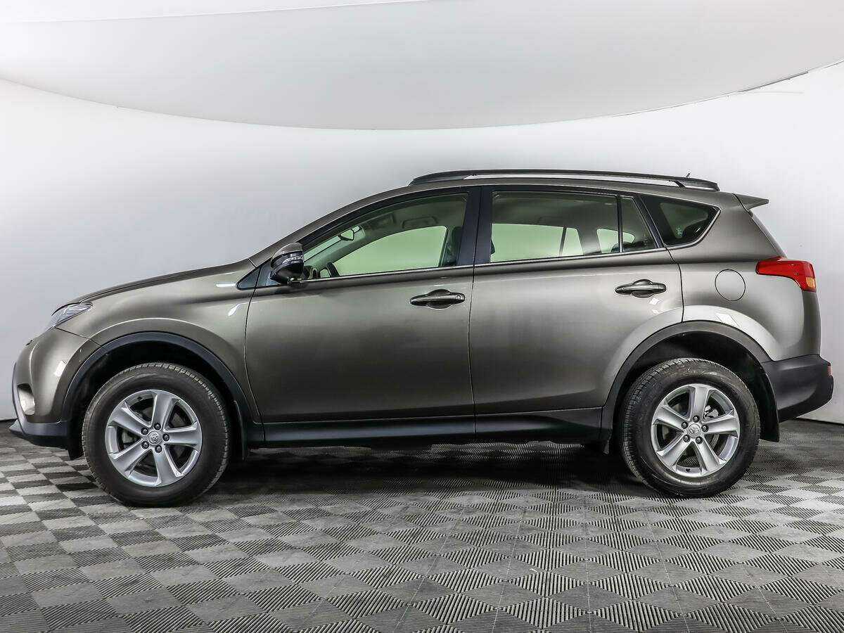 Купить Toyota RAV4 с пробегом. Фото: #7