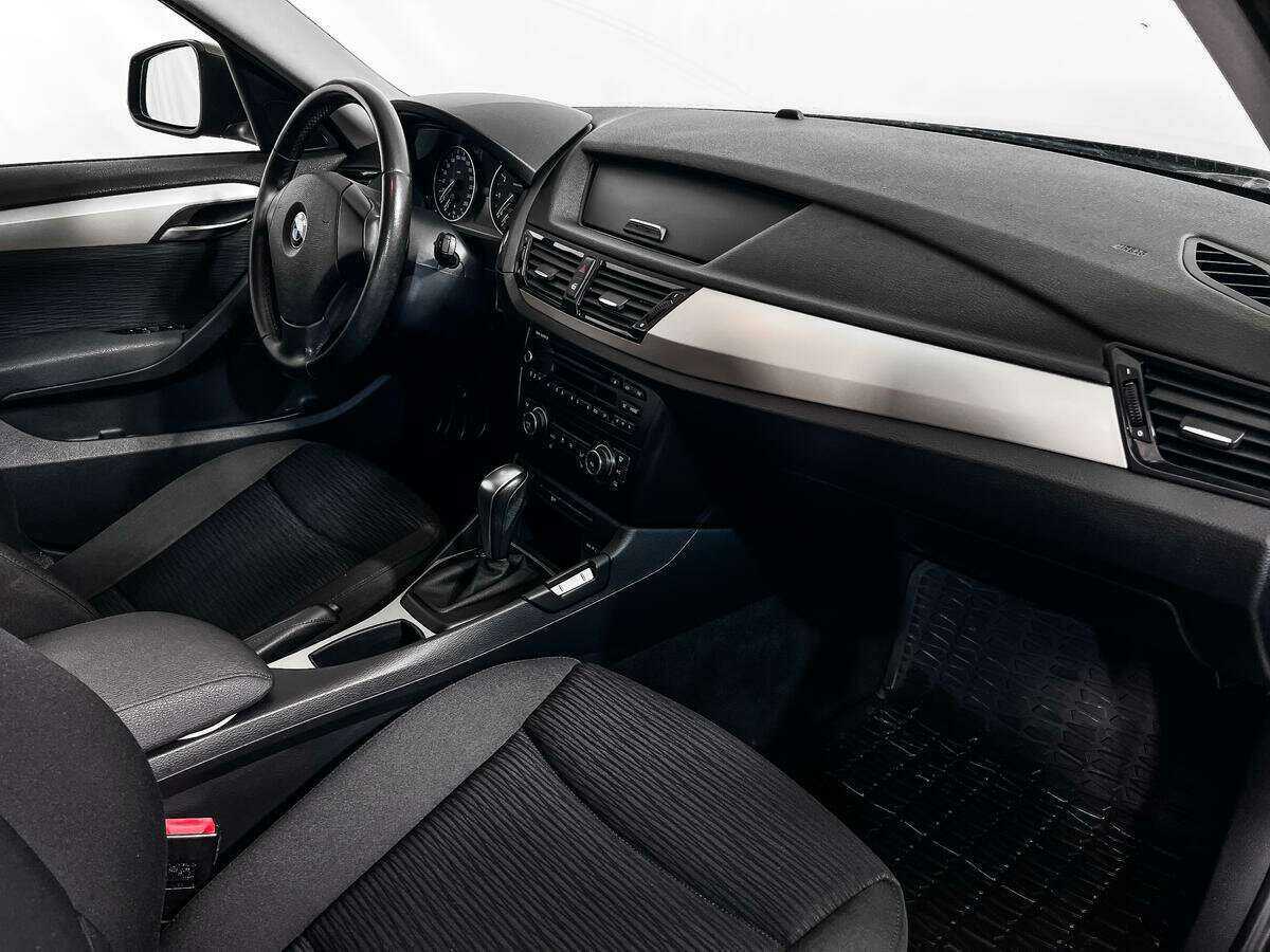Купить BMW X1 с пробегом. Фото: #11