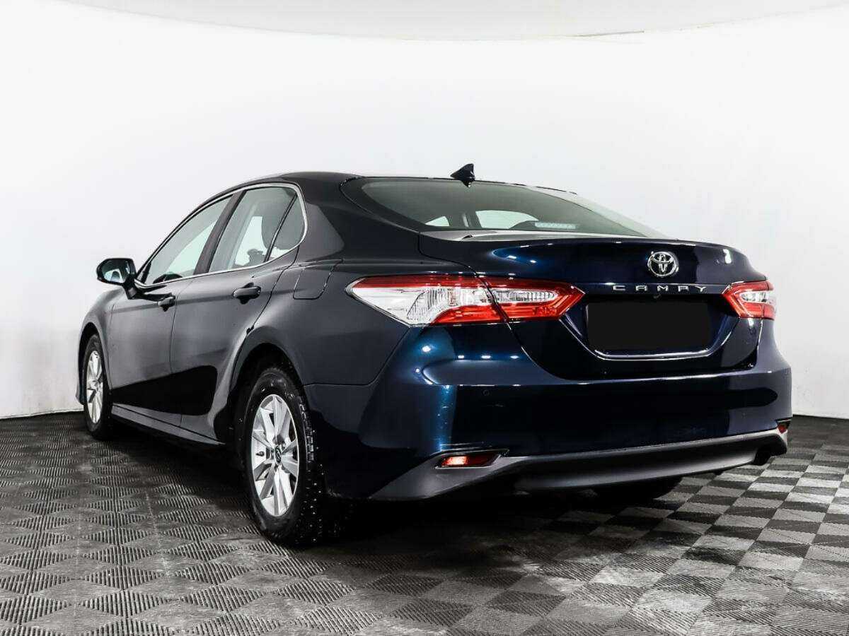 Купить Toyota Camry с пробегом. Фото: #4