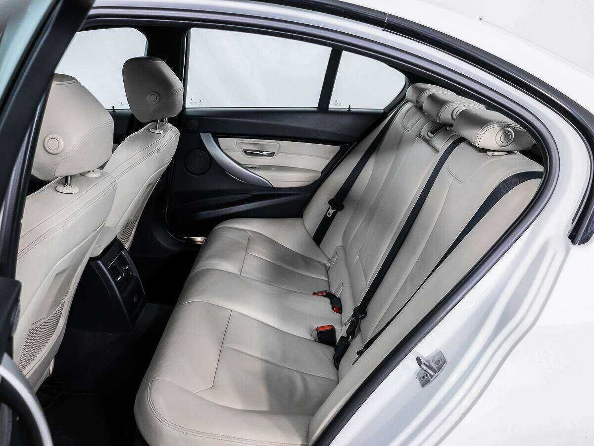 Купить BMW 3 серии с пробегом. Фото: #7