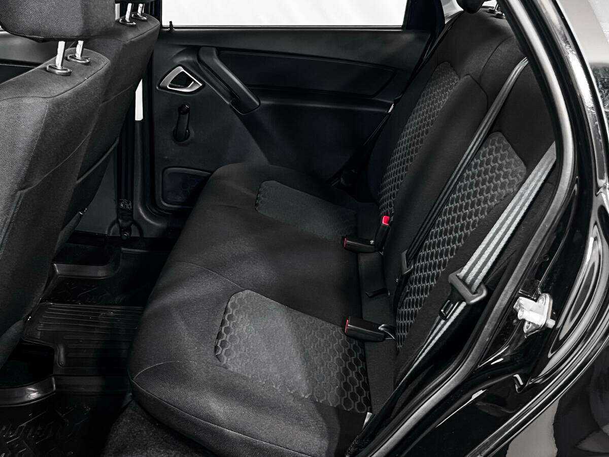 Купить Lada (ВАЗ) Granta с пробегом. Фото: #9