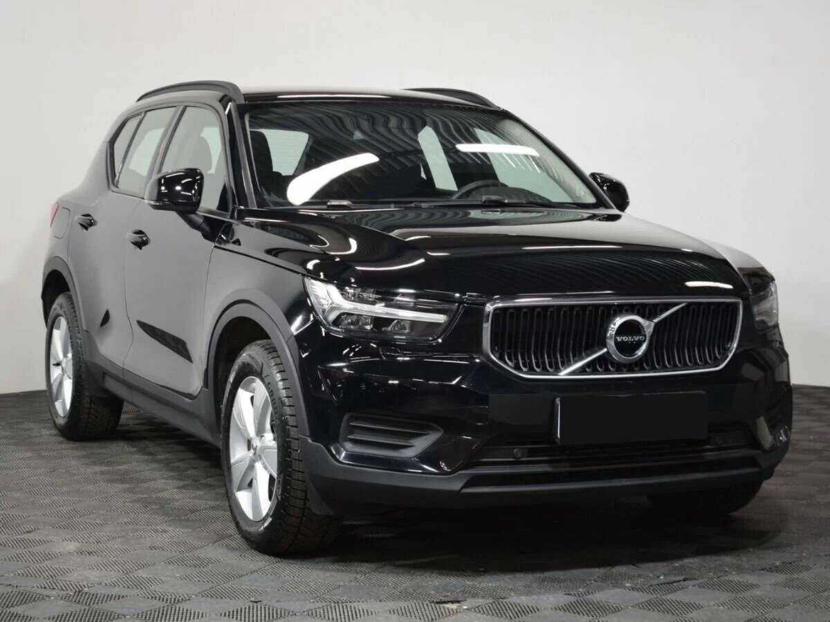 Купить Volvo XC40 с пробегом. Фото: #1