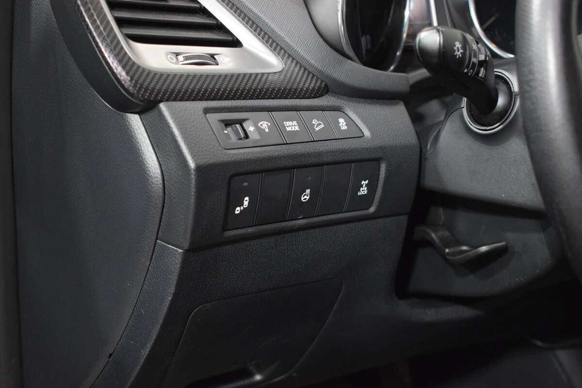 Купить Hyundai Santa Fe с пробегом. Фото: #16