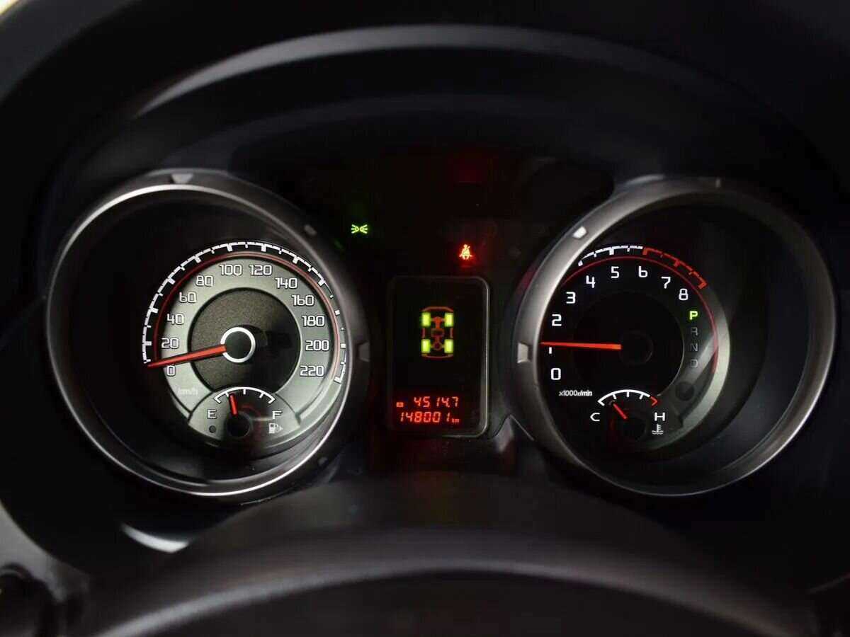 Купить Mitsubishi Pajero с пробегом. Фото: #13