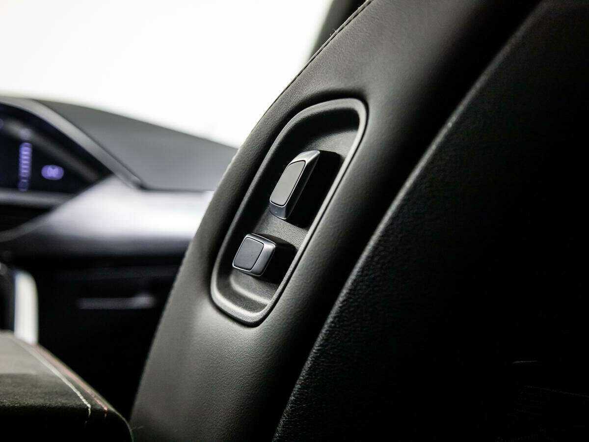 Купить Geely Tugella с пробегом. Фото: #21