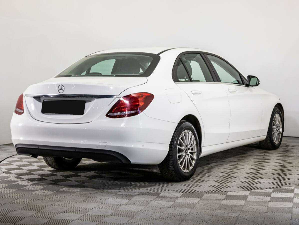 Купить Mercedes-Benz C-Класс с пробегом. Фото: #4