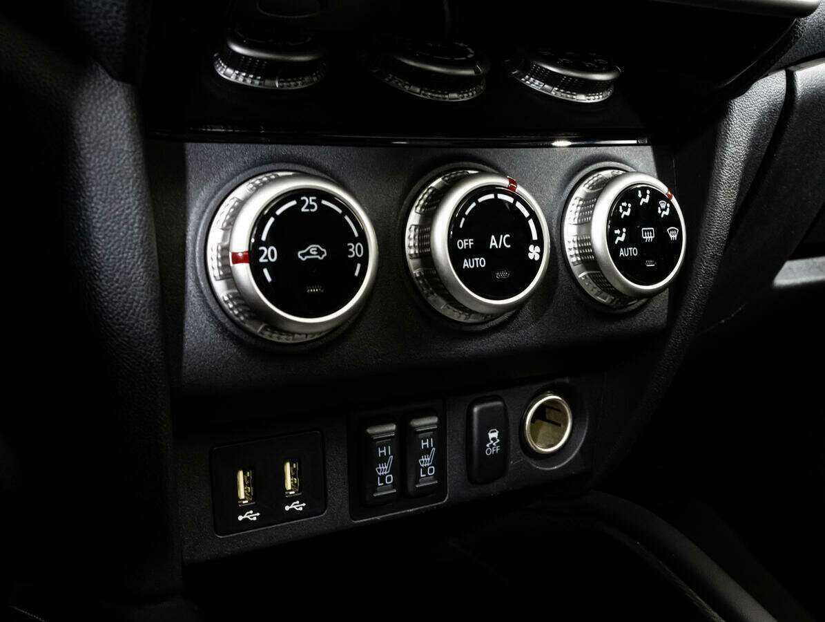 Купить Mitsubishi ASX с пробегом. Фото: #16