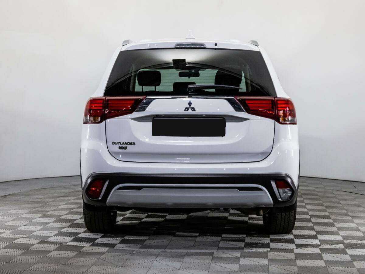 Купить Mitsubishi Outlander с пробегом. Фото: #5